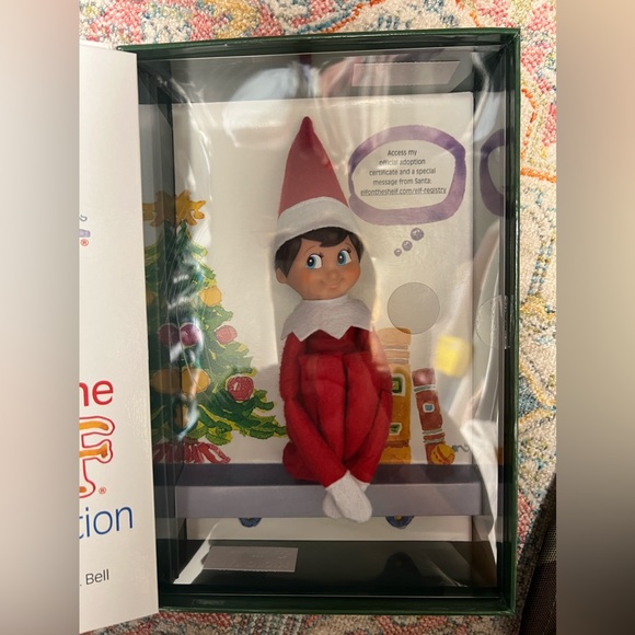 Elf on the Shelf NIB - Picture 4 of 6